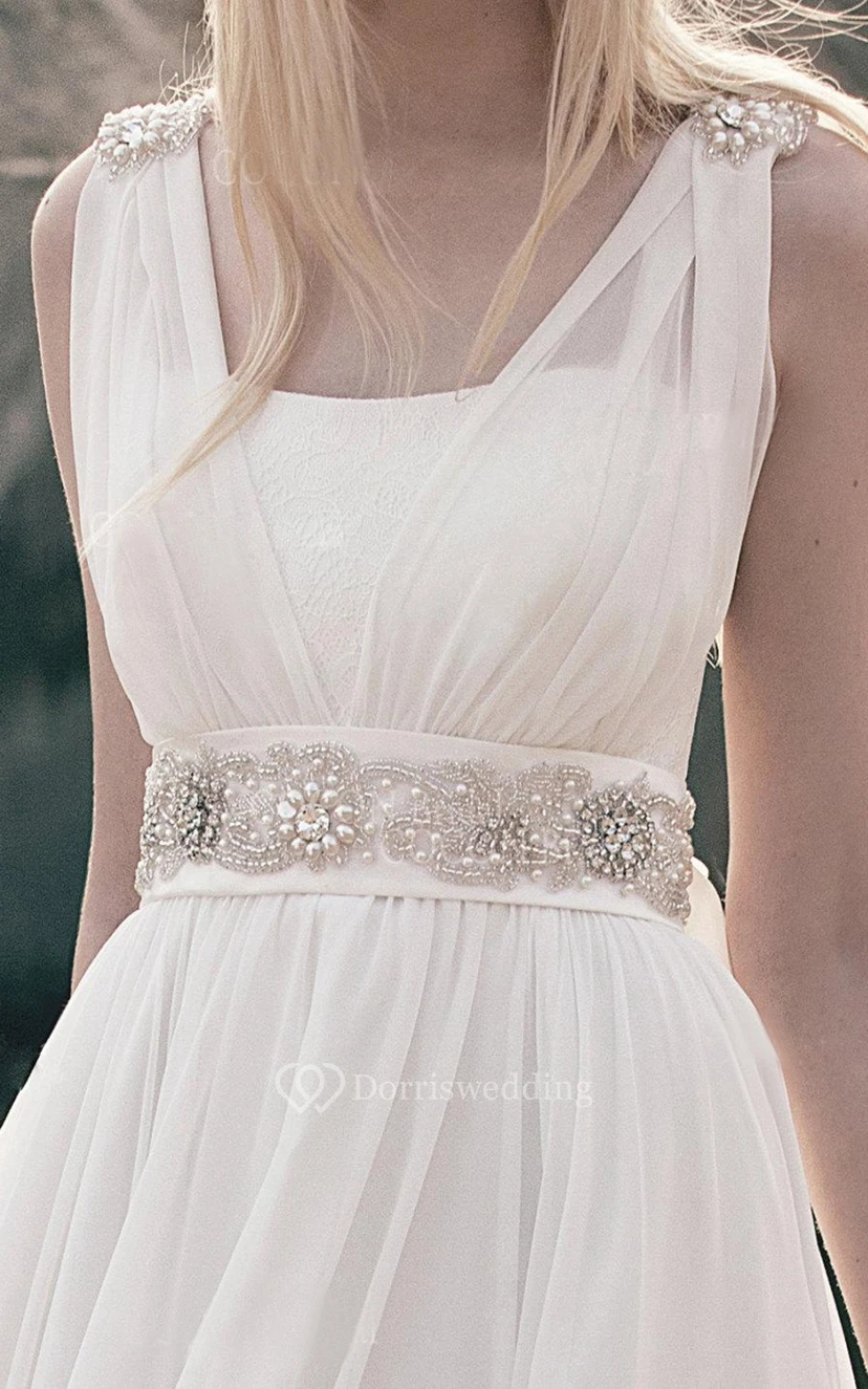 Robe en mousseline et dentelle brodée view 3