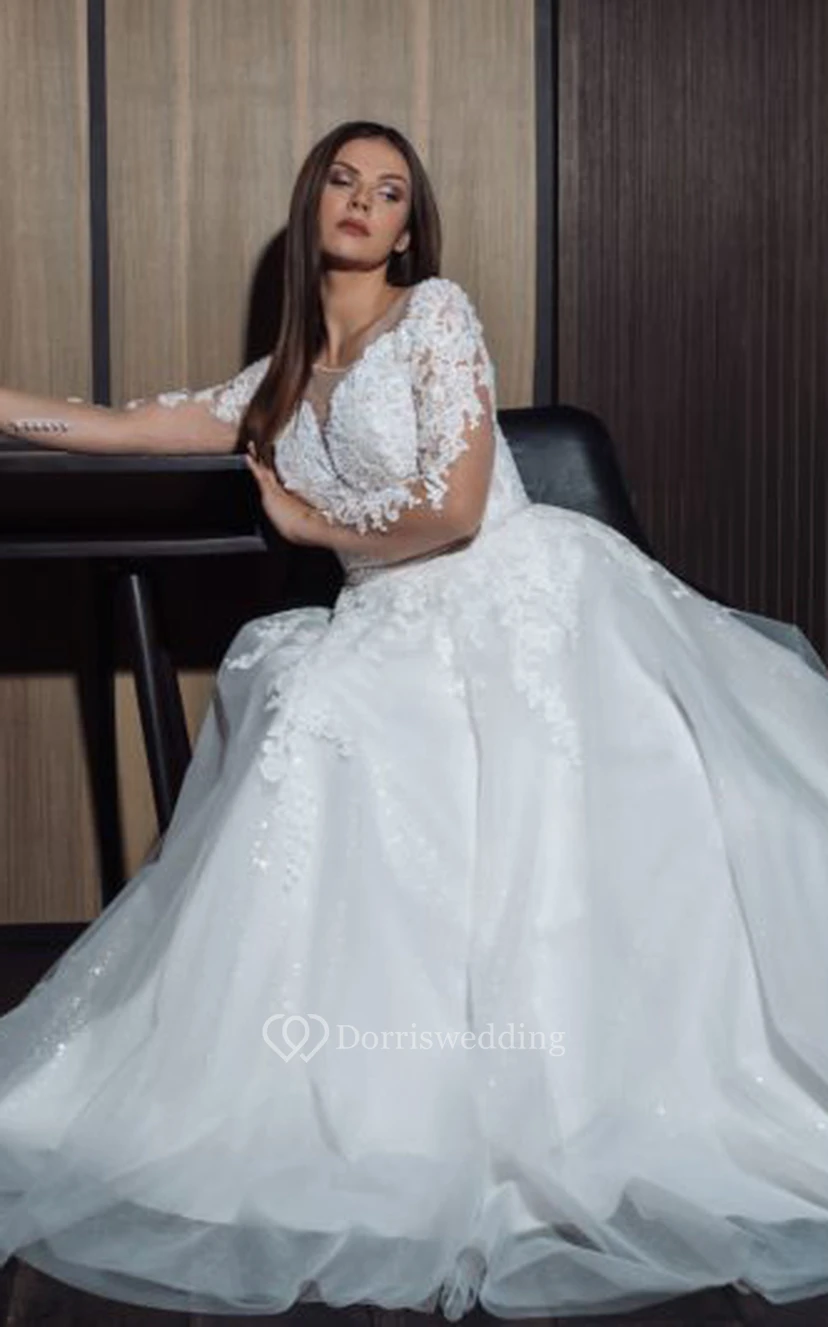 Elegantes, schlichtes Brautkleid in A-Linie mit Illusion-Ausschnitt, langen Ärmeln und Spitzenapplikationen in großen Größen view 4