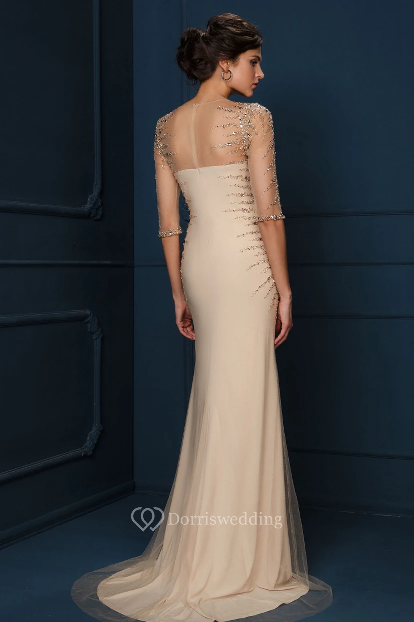 Robe de soirée fourreau en tulle et jersey à manches longues et col rond, ornée de perles view 2
