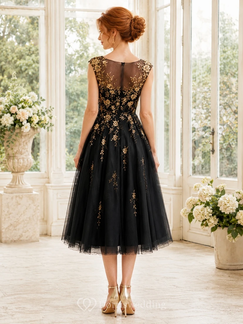 Vestido de noche romántico negro de corte A con estampado floral, encaje joya y sin mangas, largo hasta la rodilla. view 2
