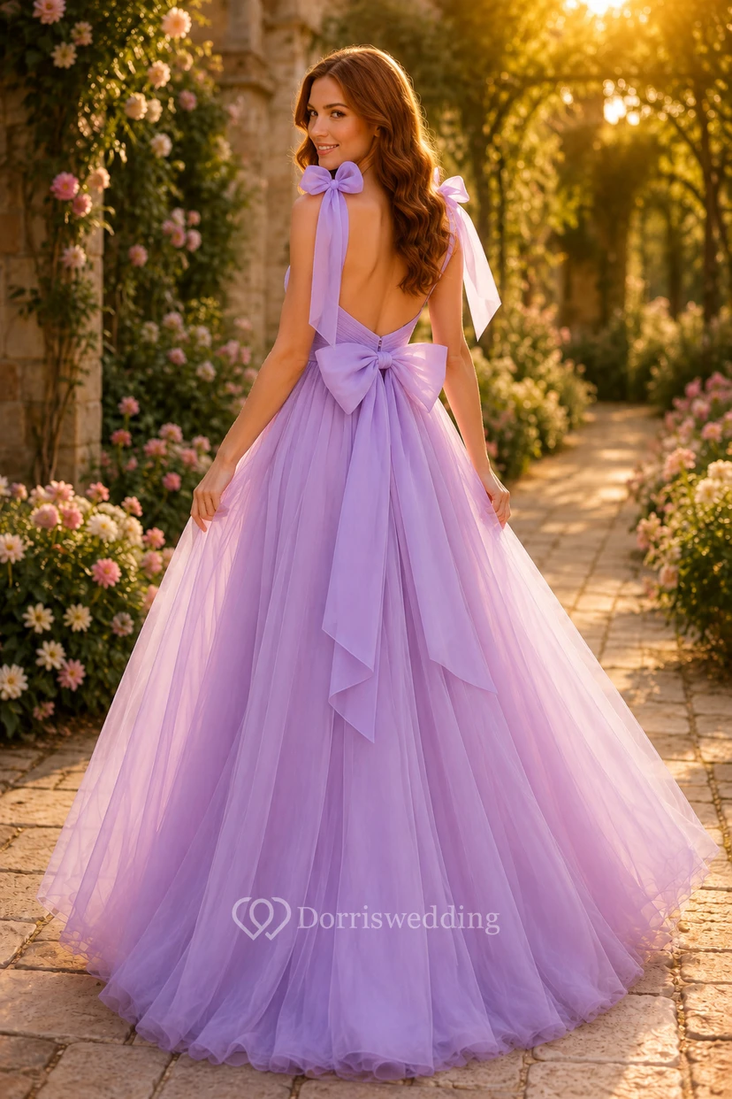 Plus-Size-Abendkleid aus lavendelfarbenem Tüll in A-Linie mit Schleifen an den Schultern, offenem Rücken und weitem Rock view 2