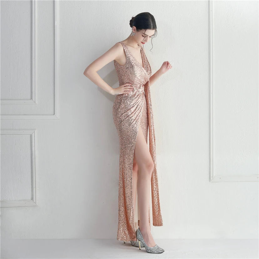 Paillettenkleid von Cross-Border Supply Boutique, ideal für Promi-Automodelle, Dinner-Auftritte und lange Abendkleider view 4