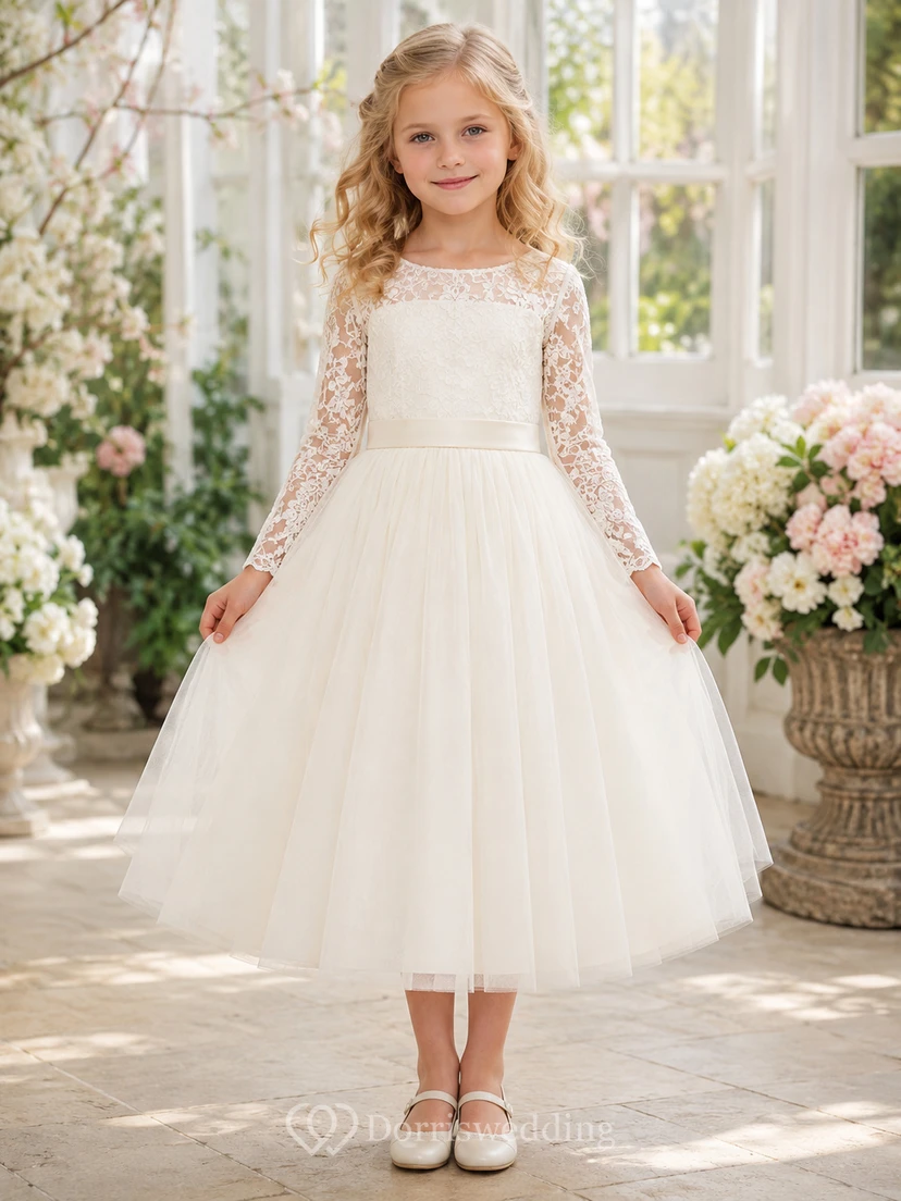 Robe de demoiselle d'honneur modeste, coupe trapèze, en tulle et dentelle, col bijou, manches longues, longueur thé