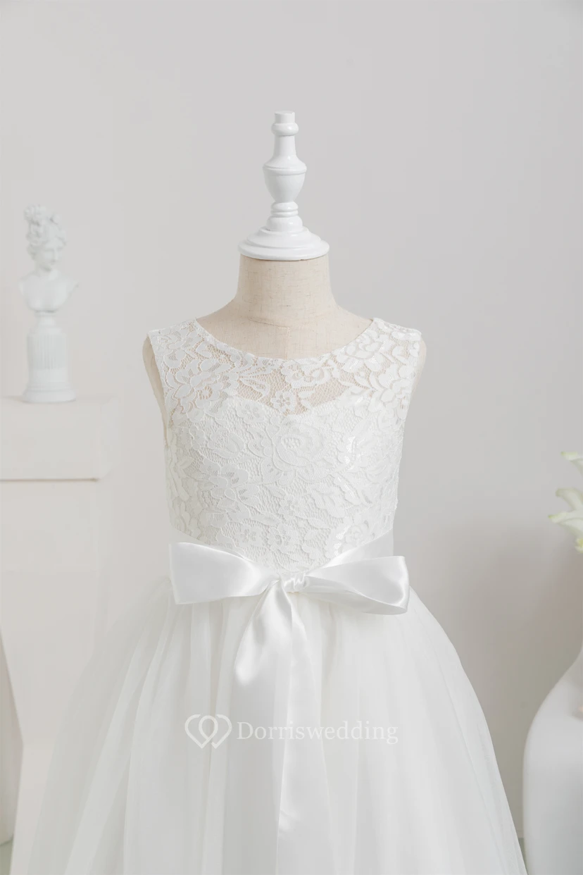 First Communion White Lace Tulle Flowergirl Dress with Bow view 5