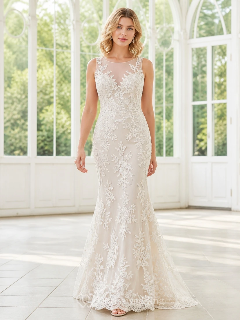 Vestido de novia modesto, de corte recto, sin mangas y con apliques florales y cuello alto.