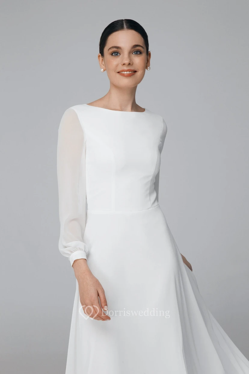 Robe de mariée fourreau maxi modeste | Robe de mariée minimaliste style temple mormon view 5