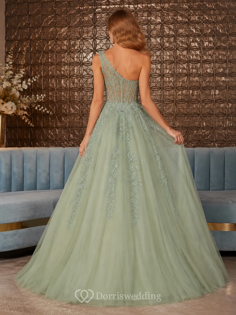 Salbeigrünes, trägerloses Tüllballkleid mit floraler Applikationsschleppe view 2