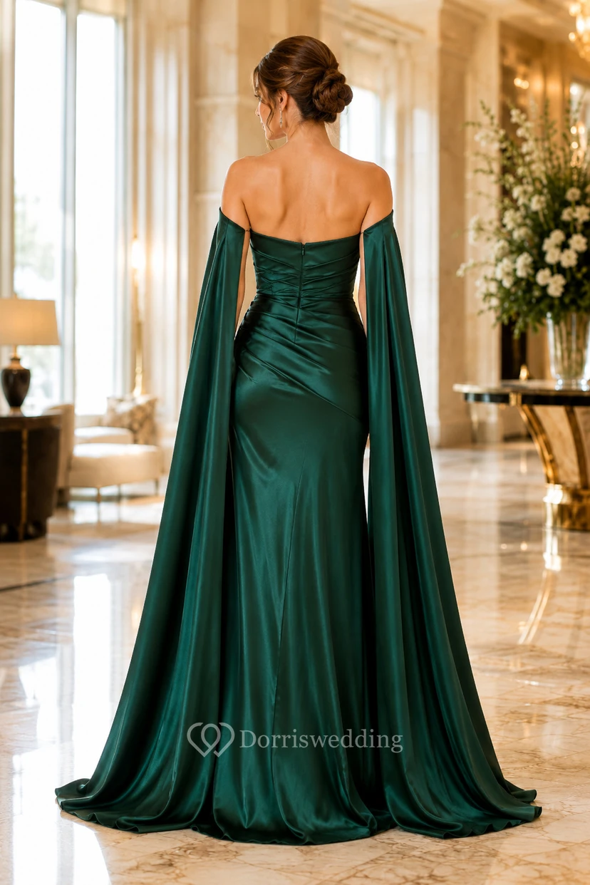 Robe de soirée sirène en satin vert foncé, épaules dénudées et traîne fendue view 2