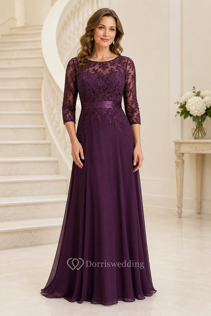 Robe de mère de la mariée en mousseline de soie, coupe trapèze, corsage en dentelle prune et manches trois-quarts
