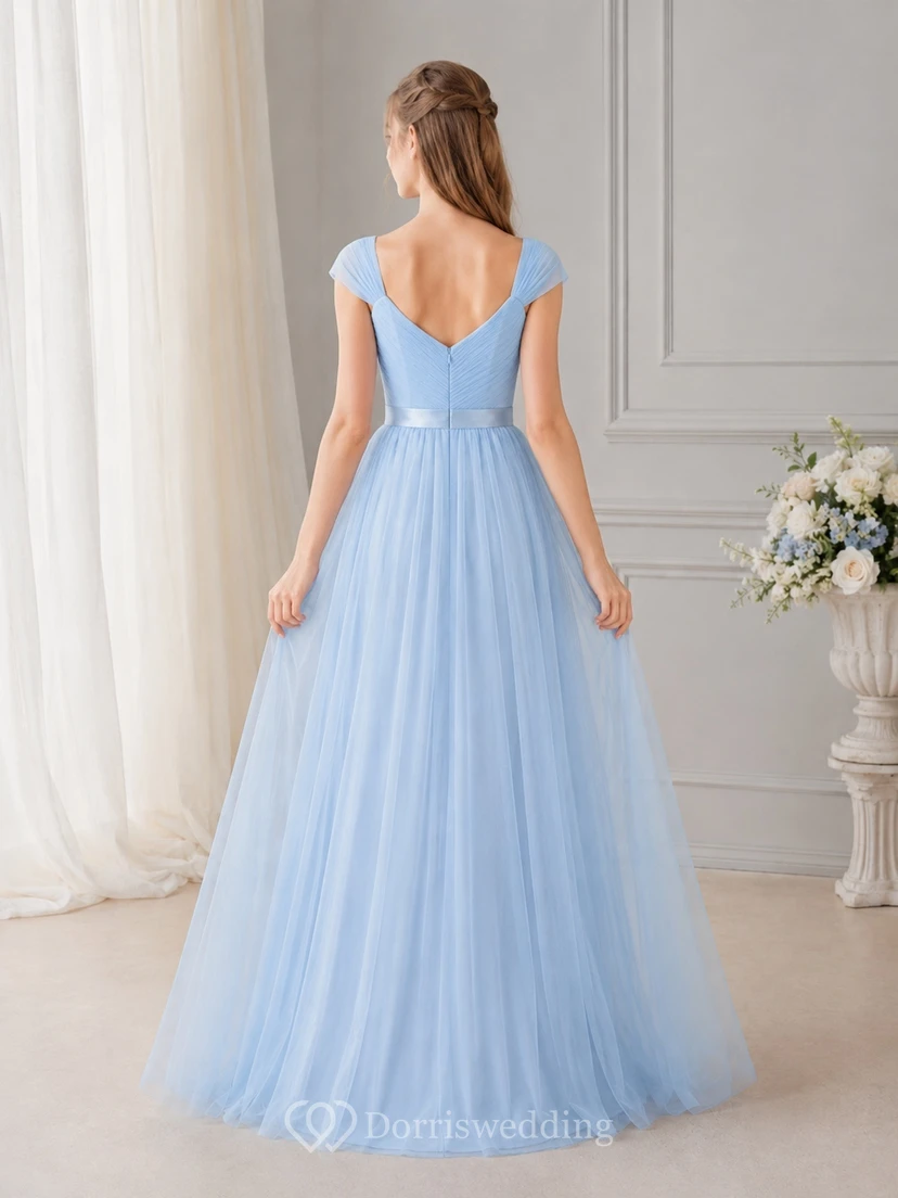 Vestido de dama de honor juvenil azul cielo, corte en A, manga corta cuadrada, plisado corto, estilo romántico. view 2