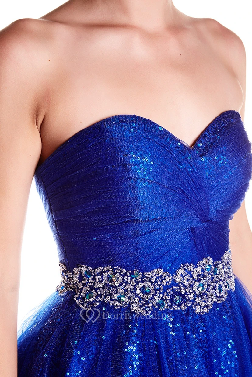A-Linien-Abendkleid mit herzförmigem Ausschnitt, Perlenbesatz, ärmellos, kurz, Pailletten und Tüll, mit Taillenschmuck und Rüschen view 3