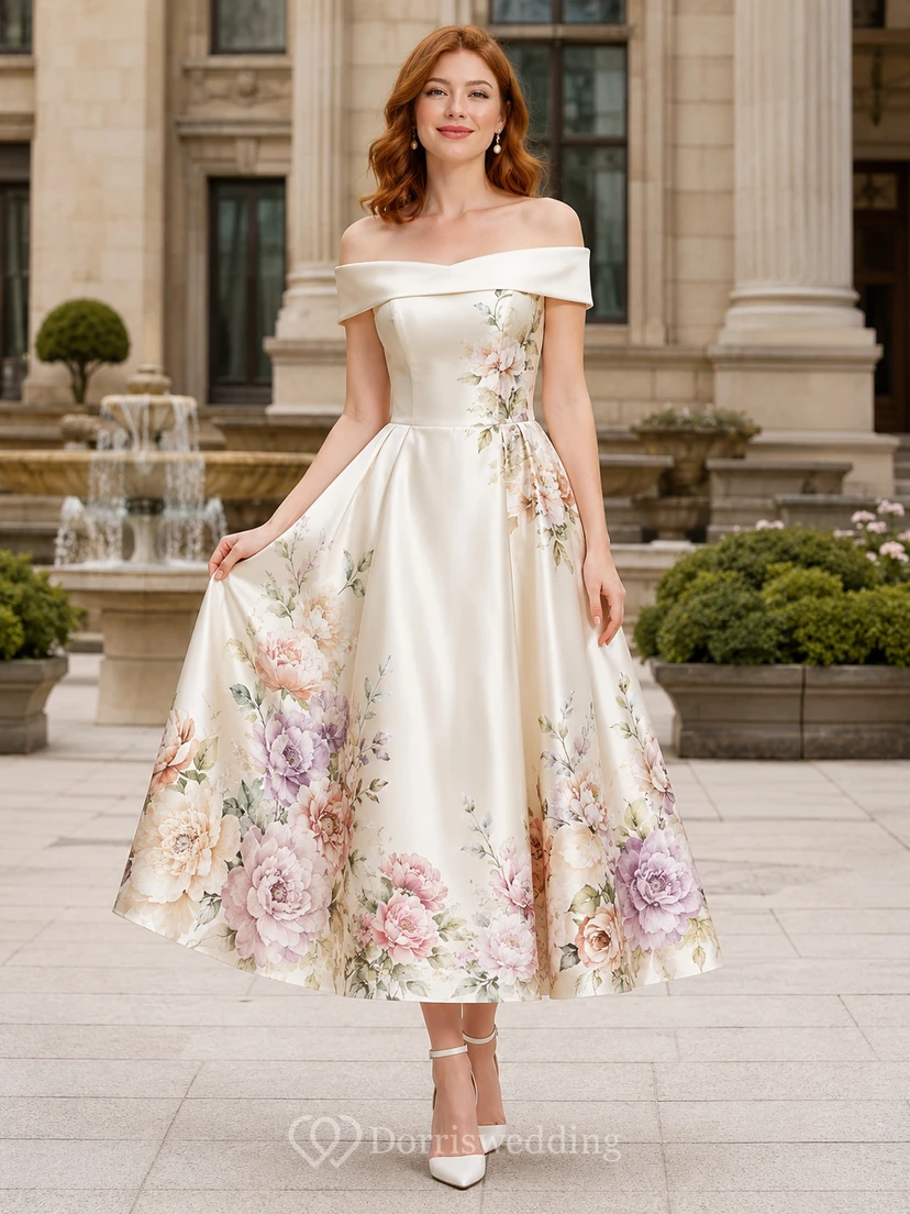 Vestido de novia midi de satén con hombros descubiertos y estampado floral pintado para el Ayuntamiento