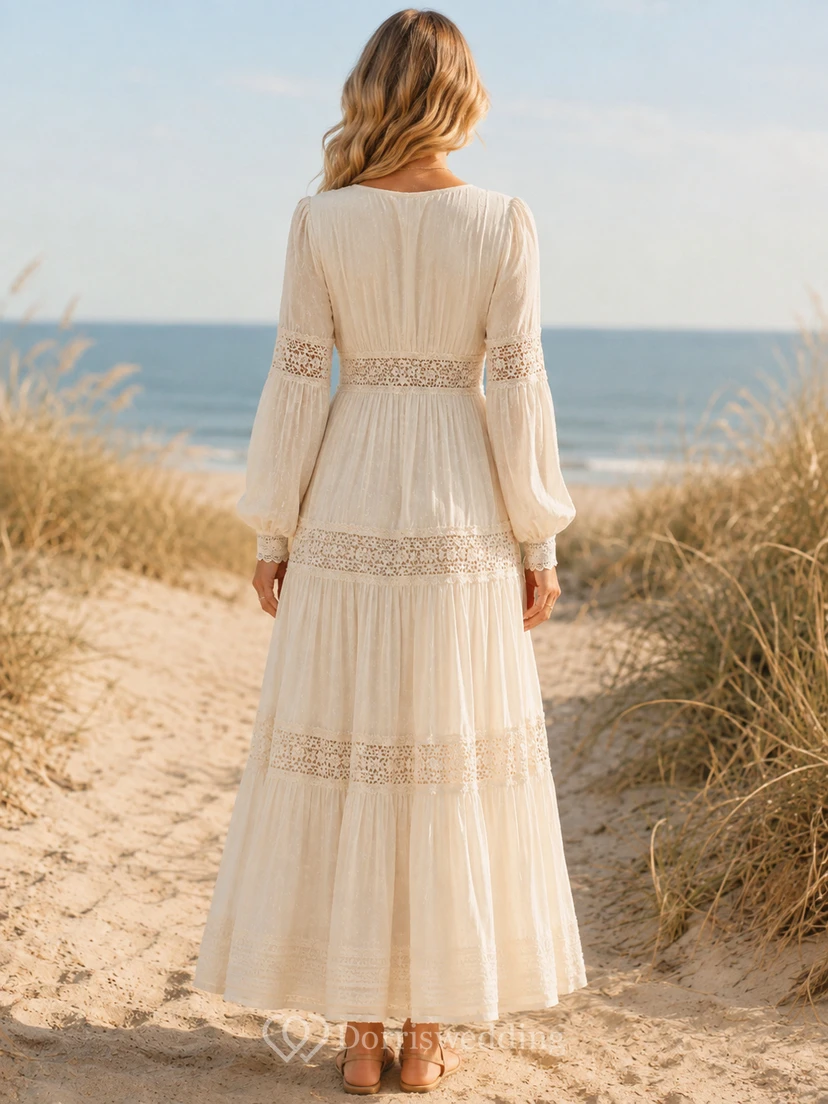Robe de mariée bohème à col en V, manches poétiques, en mousseline et dentelle à volants, style plage view 2