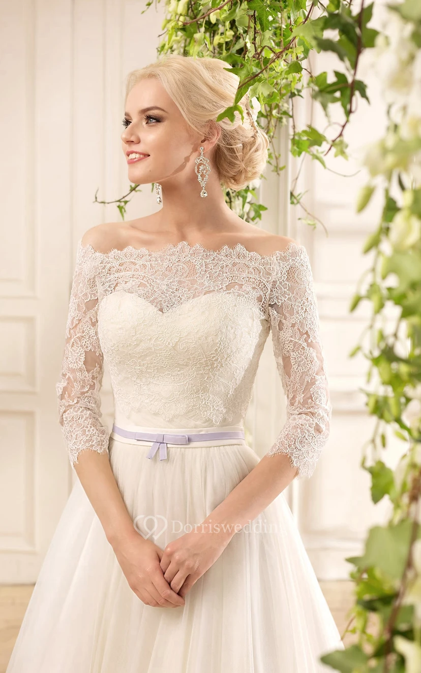 Robe longue trapèze en tulle illusion, épaules dénudées, manches 3-4, avec entrecroisement et plis view 3