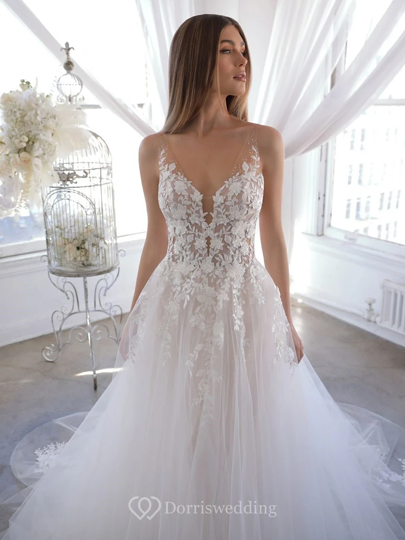 Ethereal V-neck Sleeveless Tulle Applique Pleated Ball Gown Backless Wedding Dress