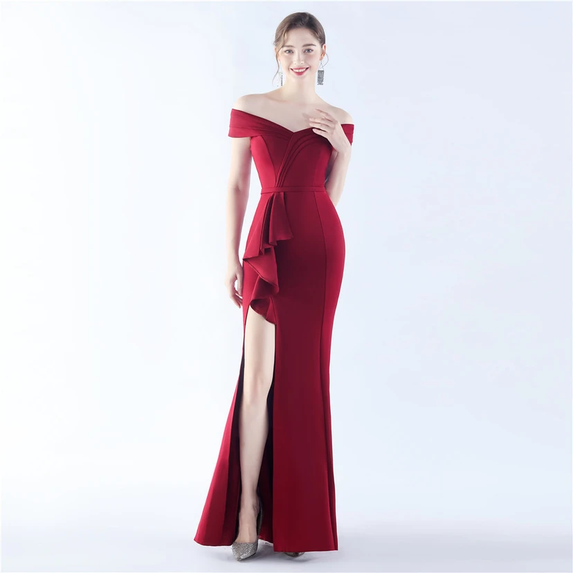 Klassisches langes Abendkleid aus Satin mit One-Shoulder-Ausschnitt view 10
