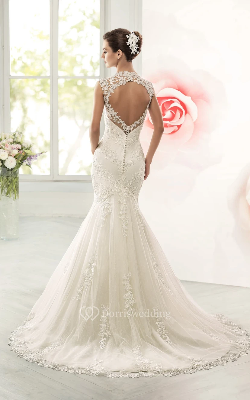 Robe sirène longue Queen Anne sans manches en dentelle à découpe en forme de goutte, ornée d'appliques et de bijoux de taille view 4