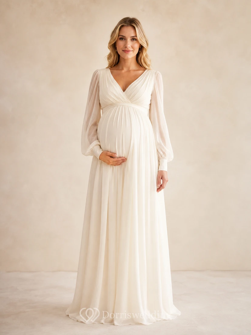 Romantisches Umstandskleid aus elfenbeinfarbenem Chiffon mit V-Ausschnitt, Poetenärmeln und Falten – ideal für den Garten