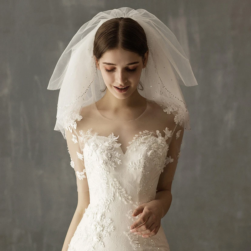 Vintage Multi-layer Shoulder Veil with Sequins view 2