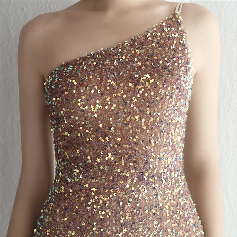 Handgefertigter Paillettenrock mit One-Shoulder-Schnitt, elegant für festliche Anlässe und Galas, mit Schlitz und Meerjungfrauenschnitt. view 39