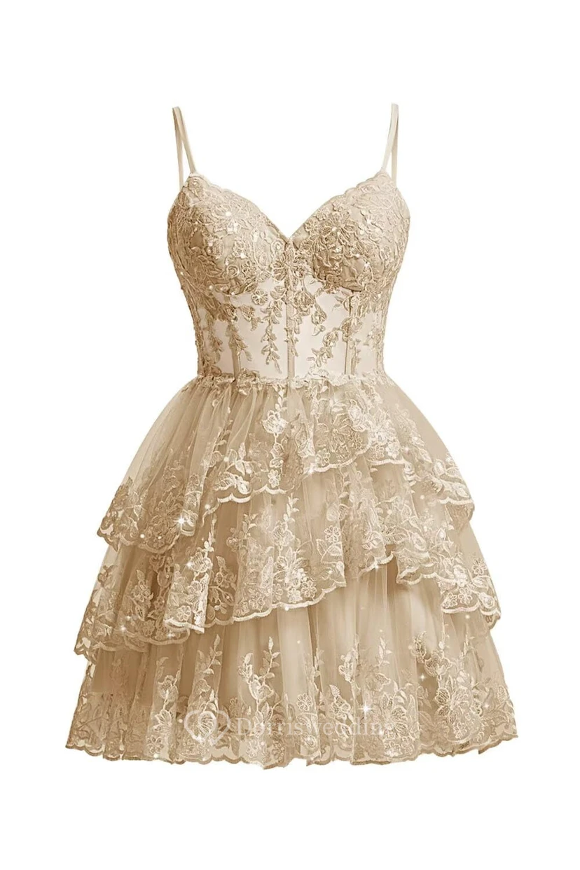 Robe de cocktail en dentelle violette à volants view 21