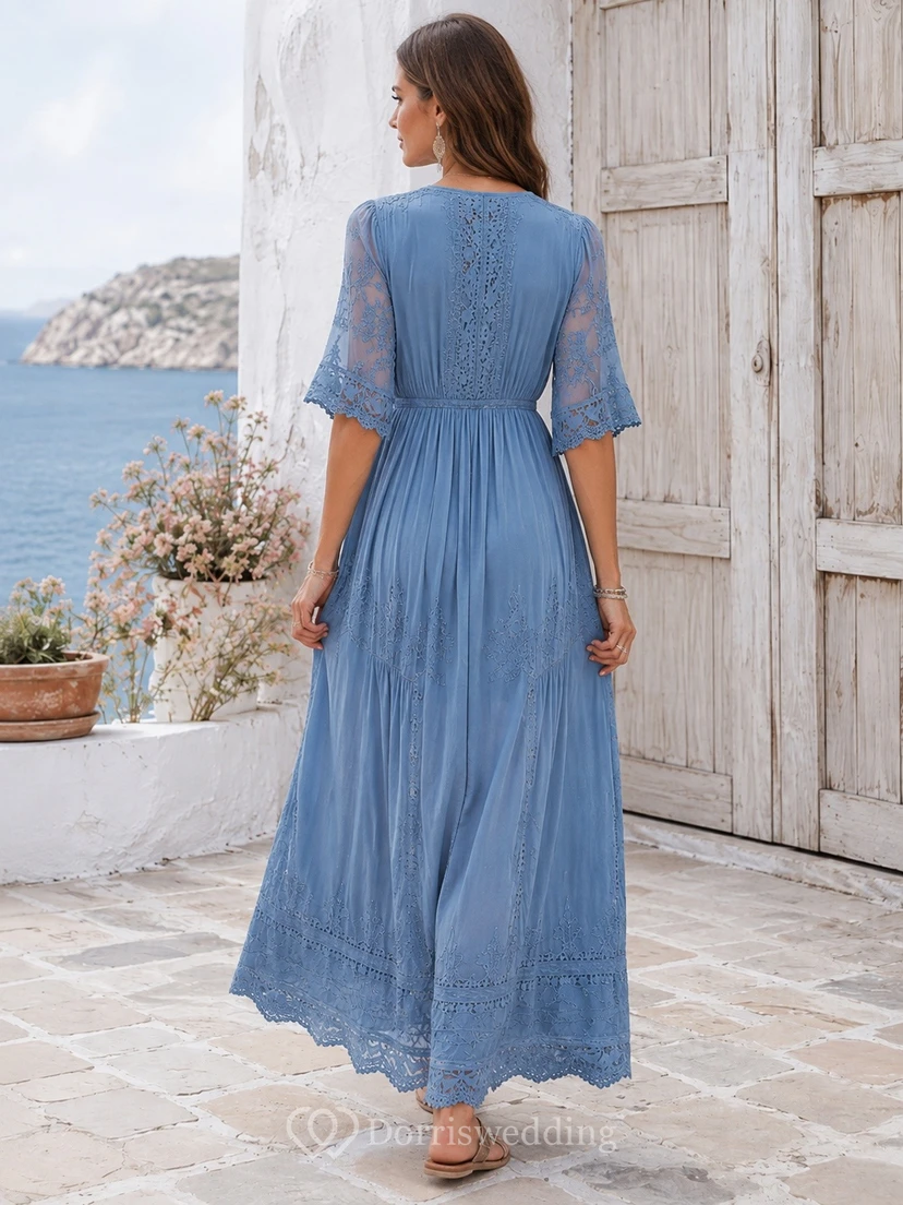 Vestido de noche Whisper Light Dusty Blue de gasa con escote en V, manga tres cuartos y corte en A hasta los tobillos view 2