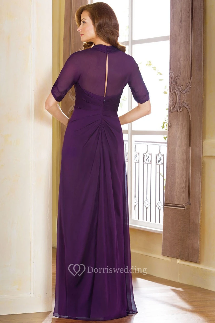 Langes, halbärmeliges Kleid mit Rüschen und Perlenstickerei view 2