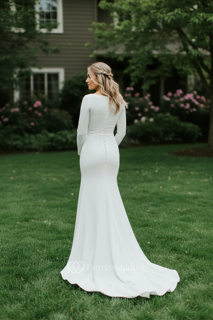 Vestido de novia conservador de manga larga view 5