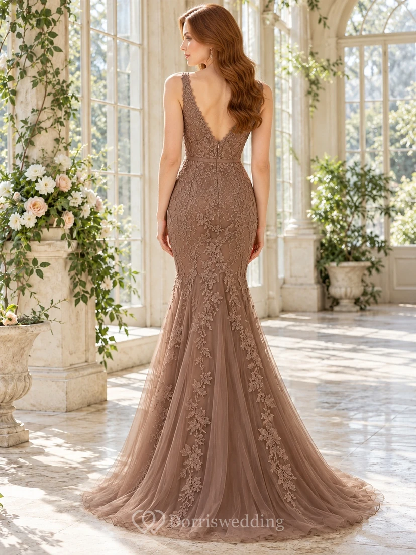 Vestido de dama de honor estilo occidental color topo con escote en V, sin mangas, encaje y cola de sirena view 2