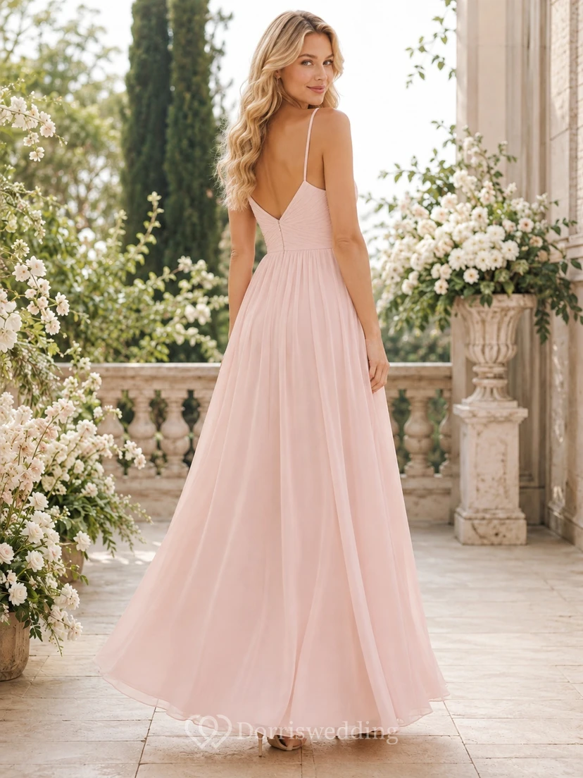 Rosafarbenes, plissiertes Chiffonkleid mit Spaghettiträgern und A-Linien-Schnitt, bodenlang, für festliche Anlässe view 2