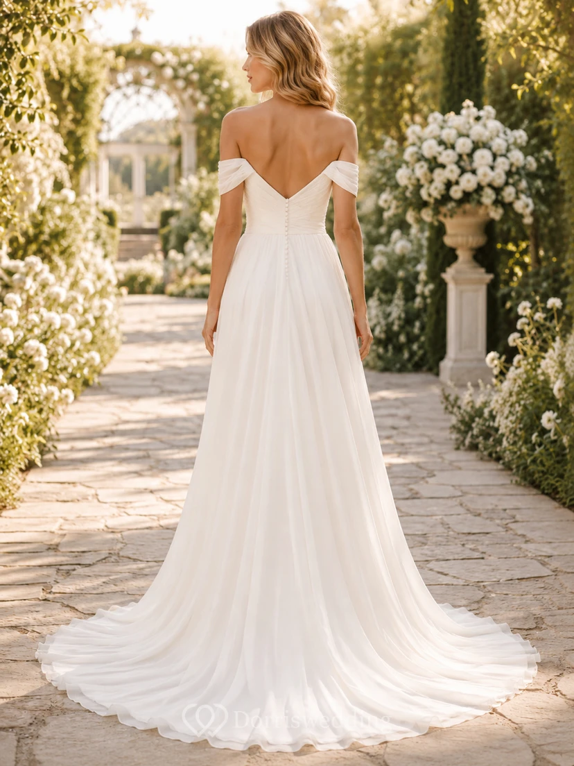 Chiffon-Brautkleid in A-Linie, schulterfrei, bodenlang mit Schlitz und tiefem V-Ausschnitt am Rücken view 2