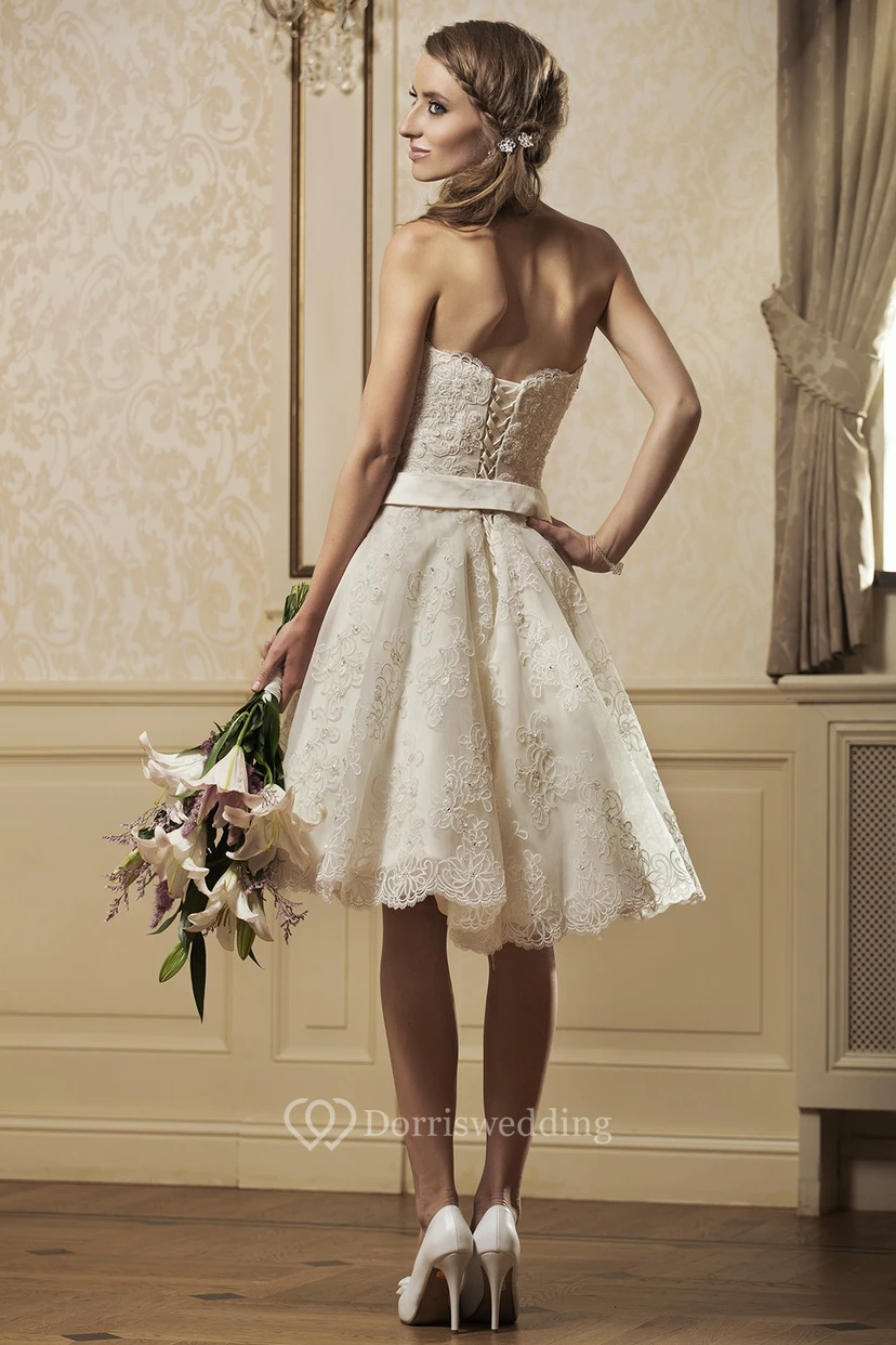 A Line Sweetheart Short Mini Appliqued Sleeveless Lace Wedding Dress view 2