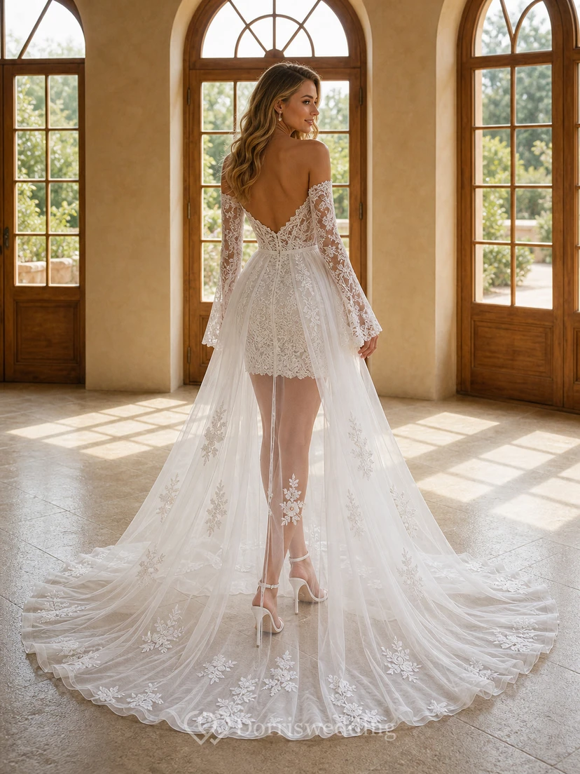 Robe de mariée mini en dentelle à épaules dénudées avec surjupe en tulle amovible et manches longues view 5
