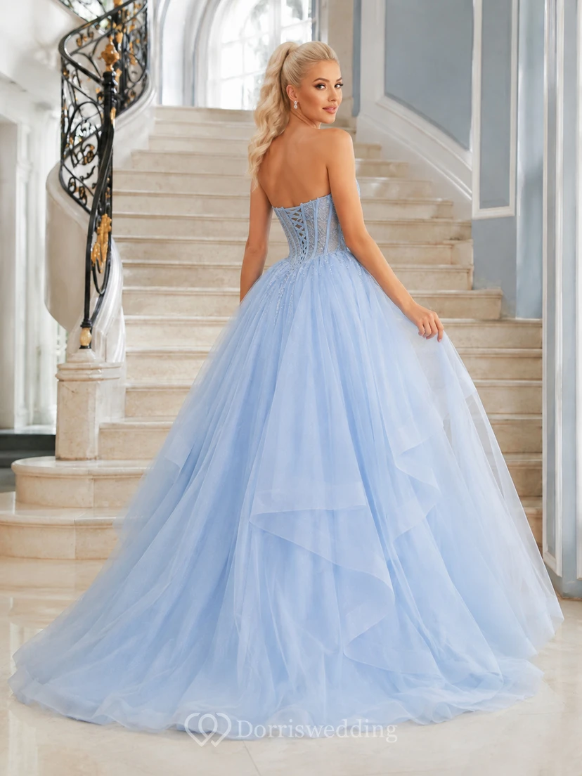 Corsé azul cielo, sin tirantes, escote corazón, tul, volantes en cascada, vestido de gala largo hasta el suelo, etéreo, quinceañera, graduación view 2