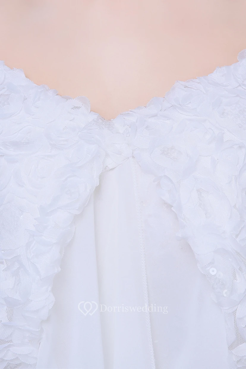 Neues dreidimensionales Chiffon-Schulterteil mit Rosenpailletten und weißem Schal view 5