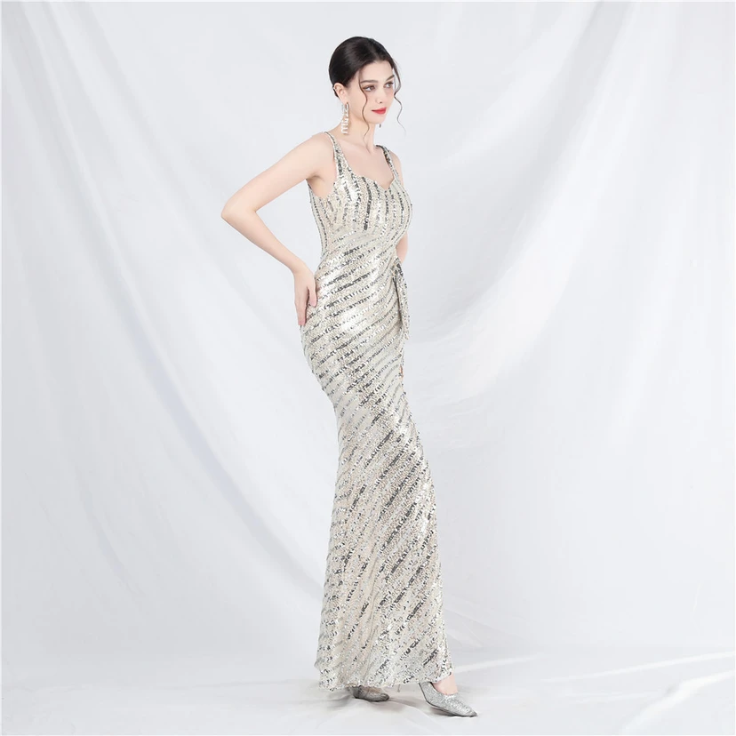 Robe de soirée longue à sequins et perles artisanales view 44