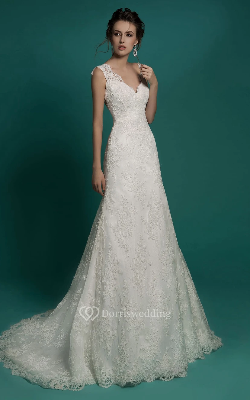 Meerjungfrauen-Kleid aus bodenlangem, ärmellosem Spitzenkleid mit V-Ausschnitt und Illusionseffekt