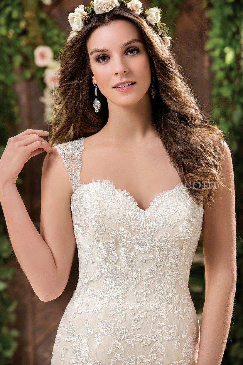 Sweetheart Mermaid Long Wedding Dress With Appliques And Detachable Sleeveless view 3