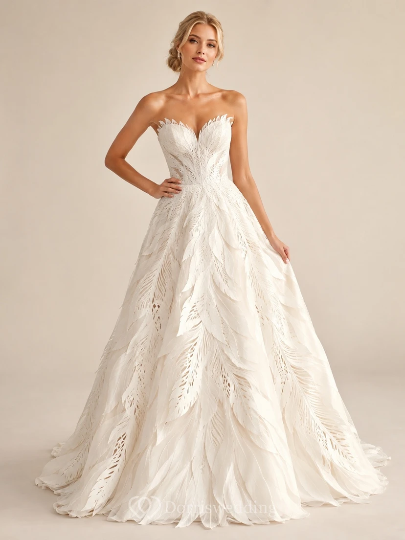 A-line Strapless laser-cut Elegant Bridal Formal Wedding Dress