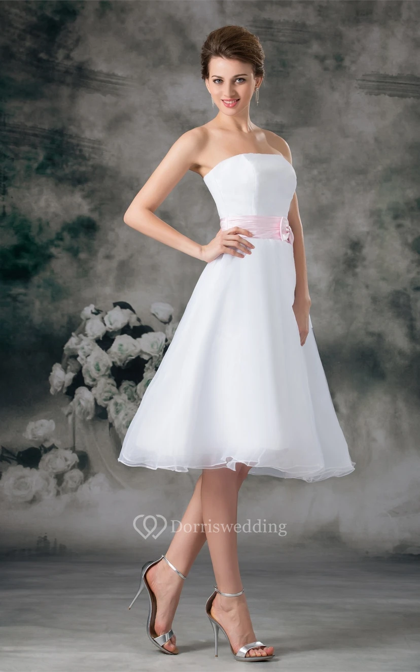 Flattering Satin Organza a Line Sleeveless Strapless Short Wedding Dresses view 5