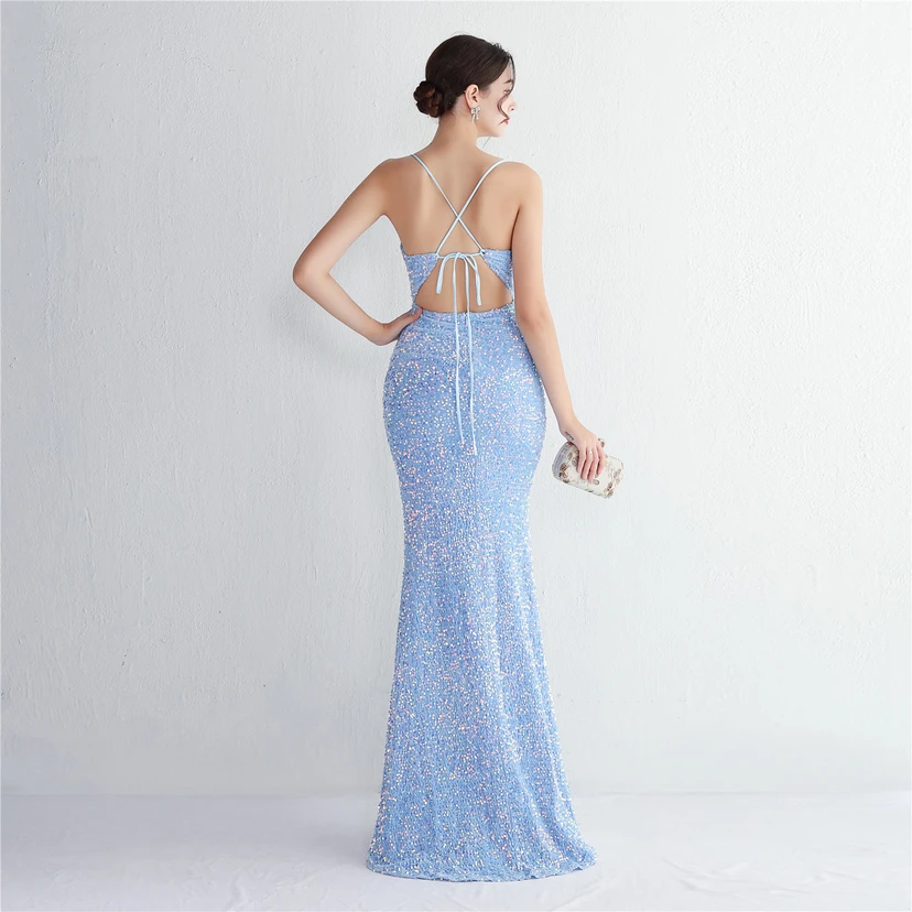 Paillettenbesetztes Abendkleid mit Samtsaum, langen Trägern und schmaler Silhouette für elegante Bankette view 47