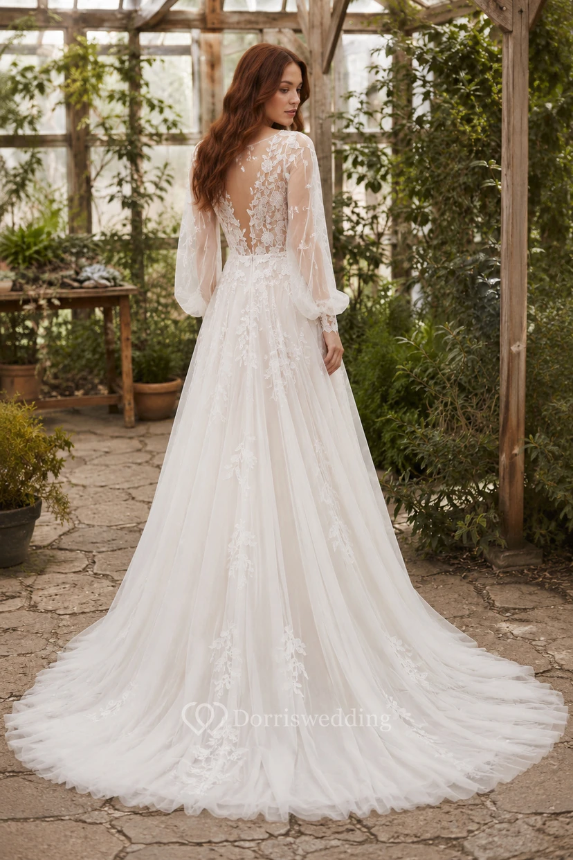 Brautkleid in A-Linie aus Spitze mit langen Puffärmeln und Kapellenschleppe view 2
