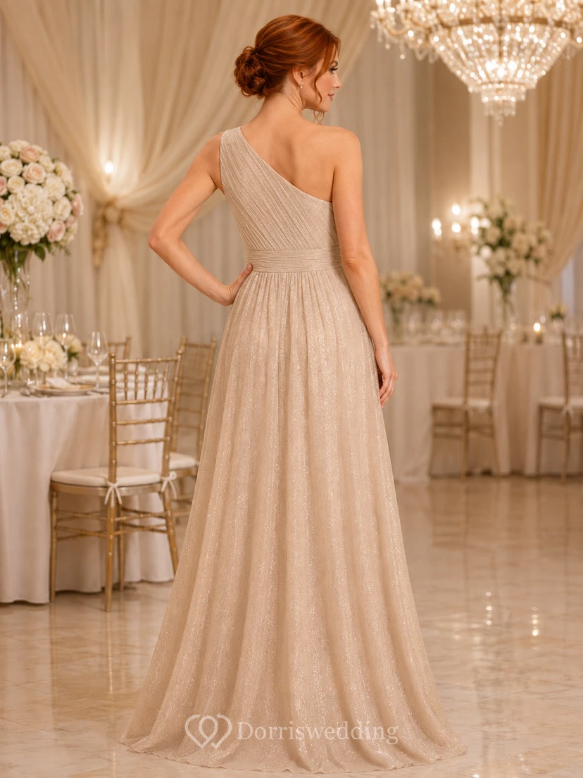 Robe de demoiselle d'honneur champagne asymétrique en mousseline plissée, longue jusqu'au sol view 2