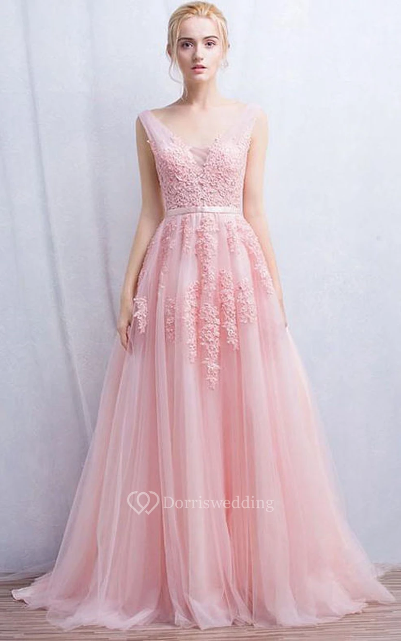 Sleeveless V-neck Long Appliques Tulle Dress