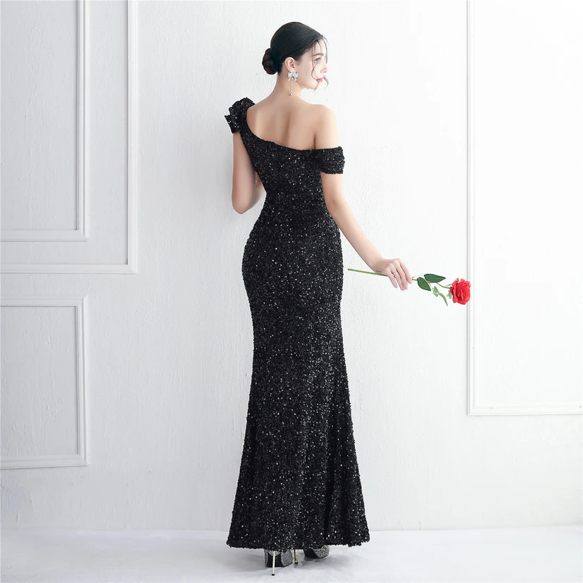 Imitation, handgefertigt, Pailletten, schulterfrei, Dankeschön-Bankett, schmaler Meerjungfrauenrock, Hochzeitsauto-Modellausstellung, Prominentenbankett view 6