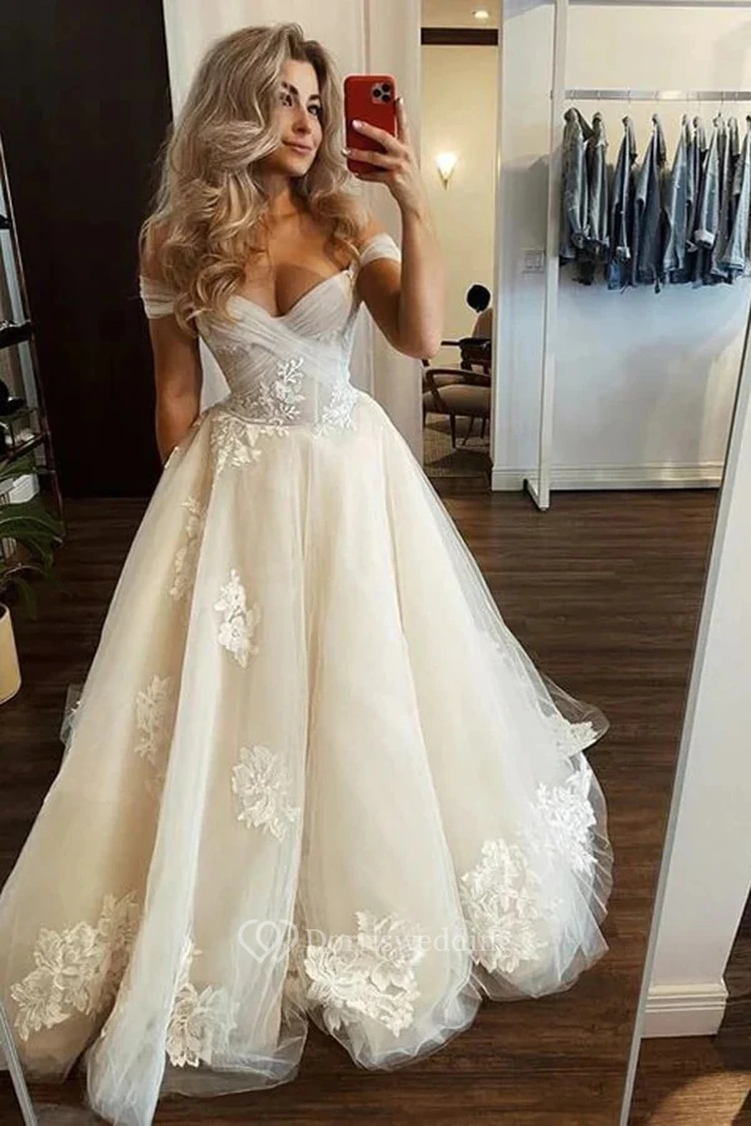 Tüll-Brautkleid in A-Linie mit herzförmigem Ausschnitt, schulterfreiem Design und gekreuzten Trägern view 2