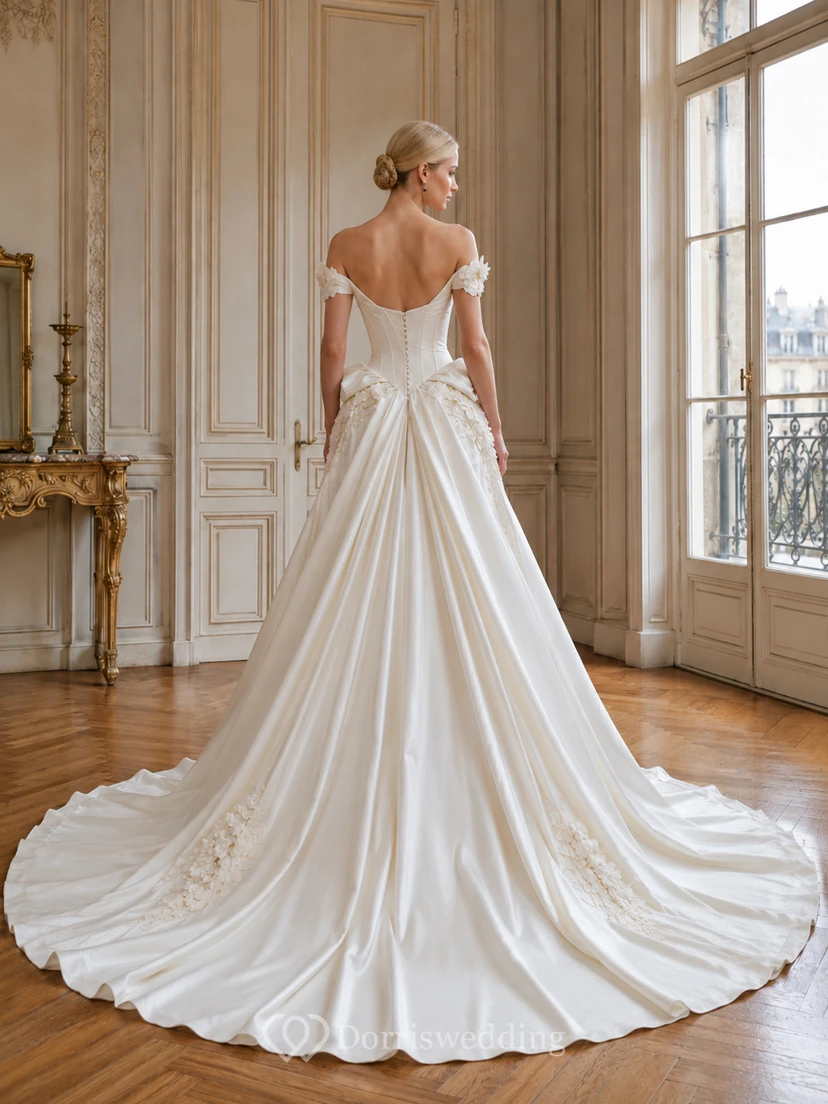 Robe de bal en satin et dentelle à épaules dénudées, fendue sur le devant, style chapelle view 2