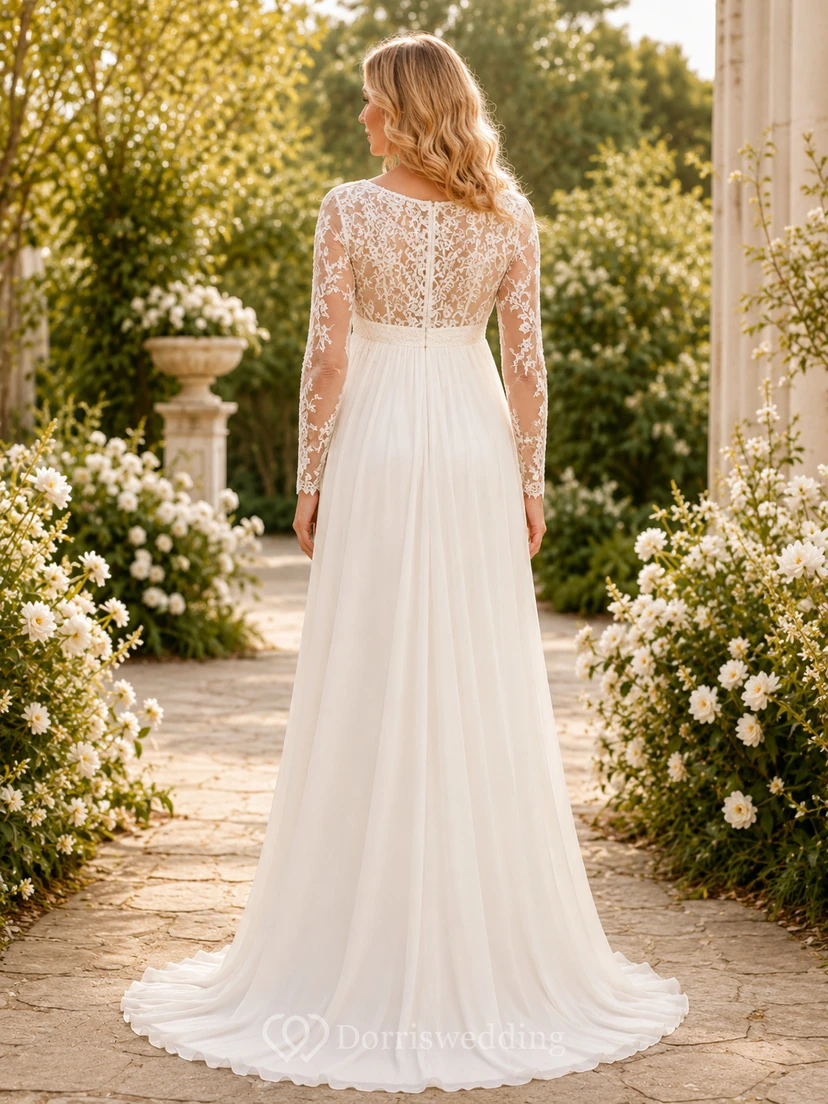 Robe de mariée en mousseline et dentelle style empire, col en V, manches longues, longueur au sol, idéale pour la plage. view 2
