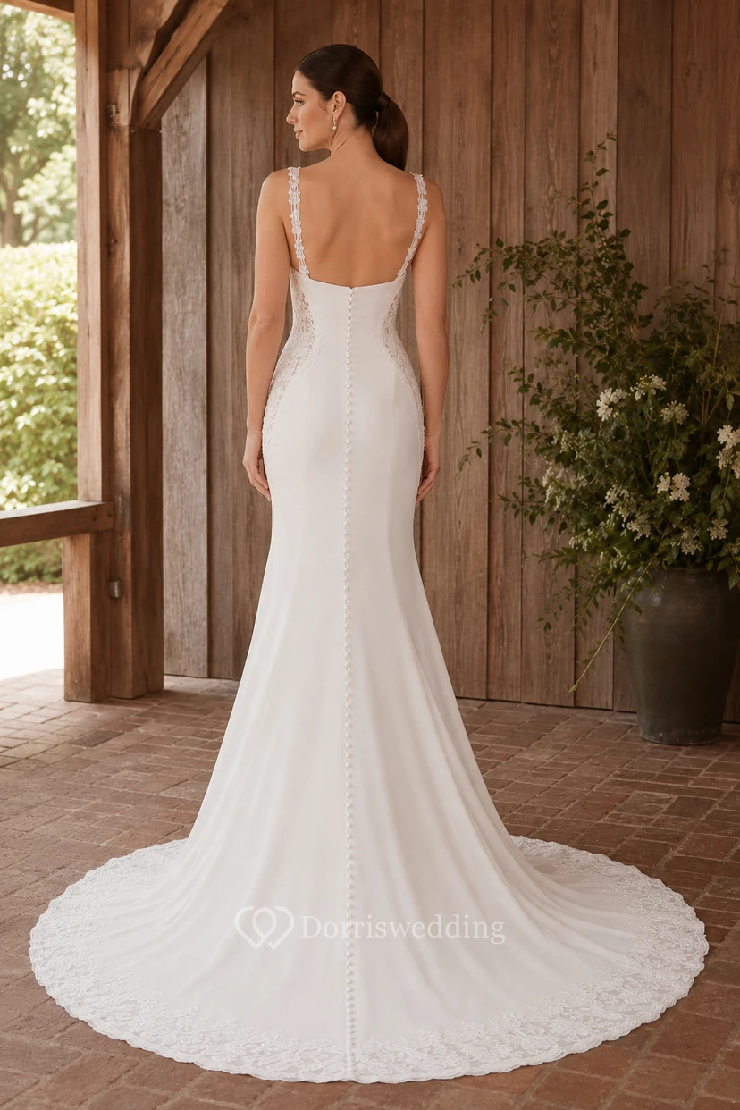 Brautkleid im Meerjungfrauenstil aus Satin mit eckigem Ausschnitt, Trägern und Schleppe view 2