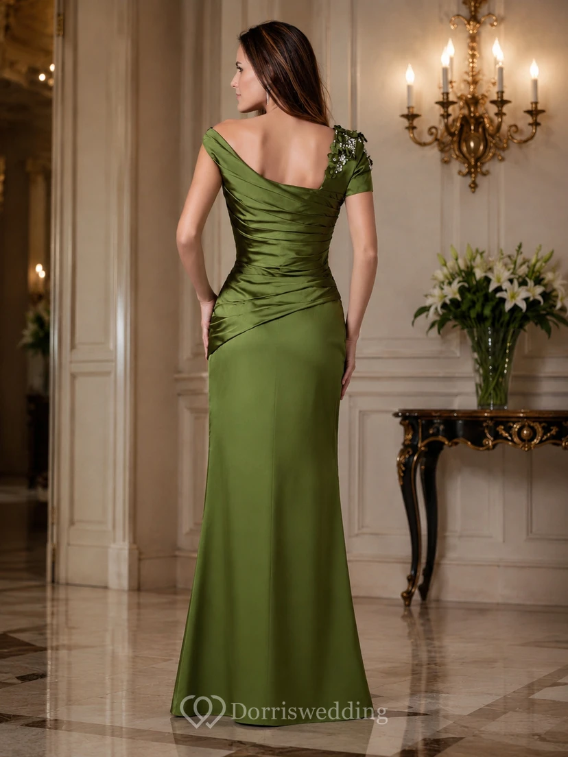 Asymmetrisches Meerjungfrauen-Kleid aus Satin mit Strasssteinen und Raffungen view 2
